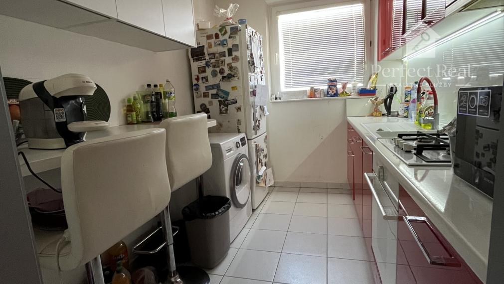 Útulný 3 izbový byt na ulici Rybárska, Šamorín- veľká loggia