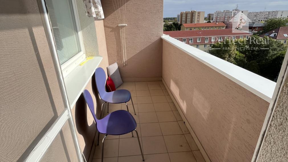 Útulný 3 izbový byt na ulici Rybárska, Šamorín- veľká loggia