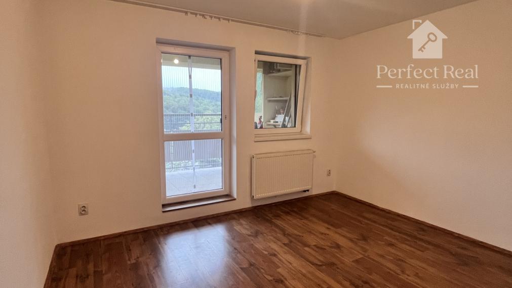 Na predaj 3 izb. byt s balkónom v Kučišdorfskej doline v Pezinku