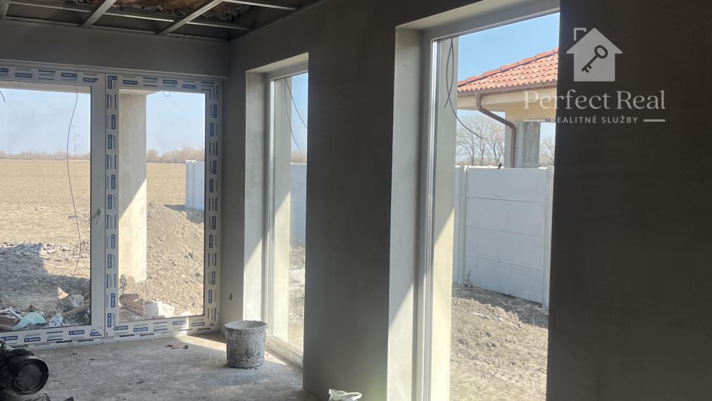 4izbová novostavba v obci Michal na Ostrove - Kolónia / dvojdom