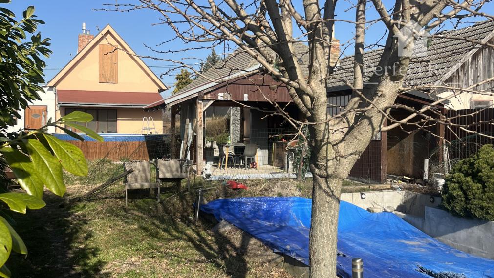 Znížená cena - Exkluzívna jedinečná ponuka - 2 1/2 izb. rodinný dom v Gabčíkove