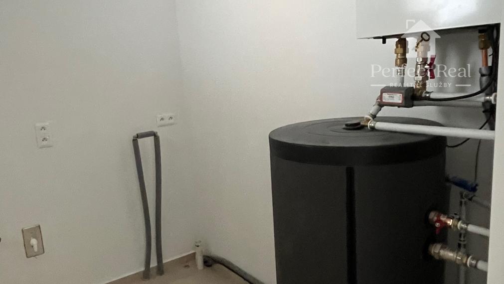 Veľkometrážna, 4 izbová novostavba v štandardnom prevedení v Šamoríne, časť Bučuháza- tepelné čerpadlo