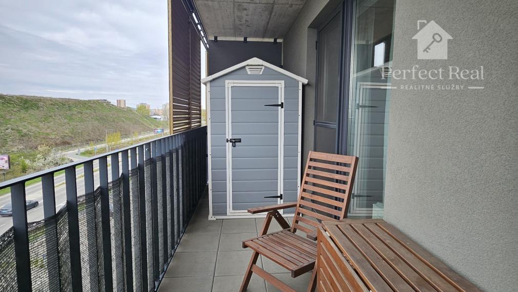 Moderný 3-izbový byt s balkónom | Slnečnice – Viladomy | parkovanie