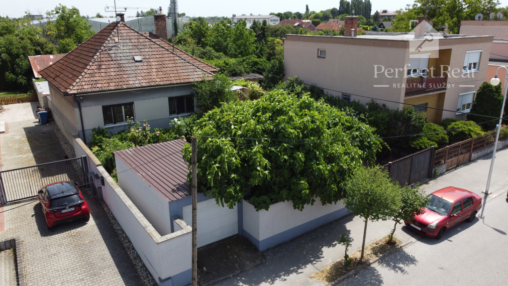 Exkluzívna ponuka - 17á pozemok + 5izb RD blízko centra a blízko termálneho kúpaliska