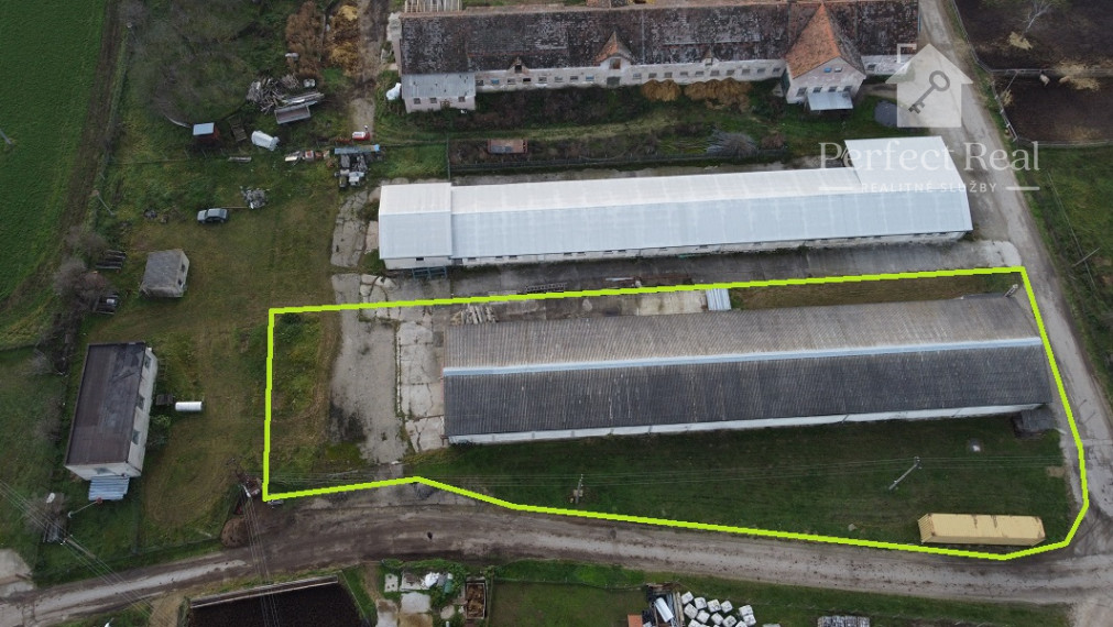 Priemyselný a skladový objekt