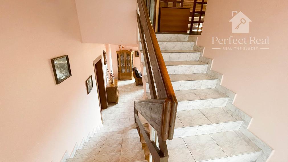 5 izbový rodinný dom v Ružinove na predaj, vhodný  aj na podnikanie