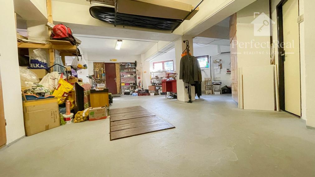 5 izbový rodinný dom v Ružinove na predaj, vhodný  aj na podnikanie