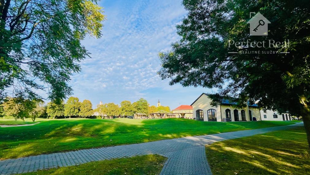 Na predaj 4. izb. bungalov v štandarde na pozemku 649m2 v Báči. PREDANÝ!!!