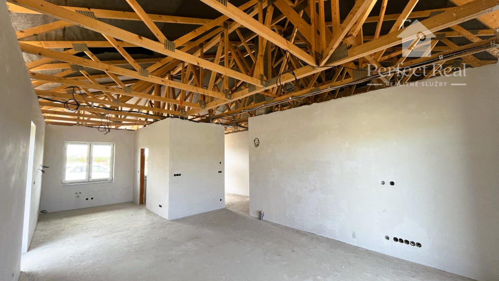 Posledné štyri bungalovy v GODMÁNI III v Báči pri Šamoríne !!!