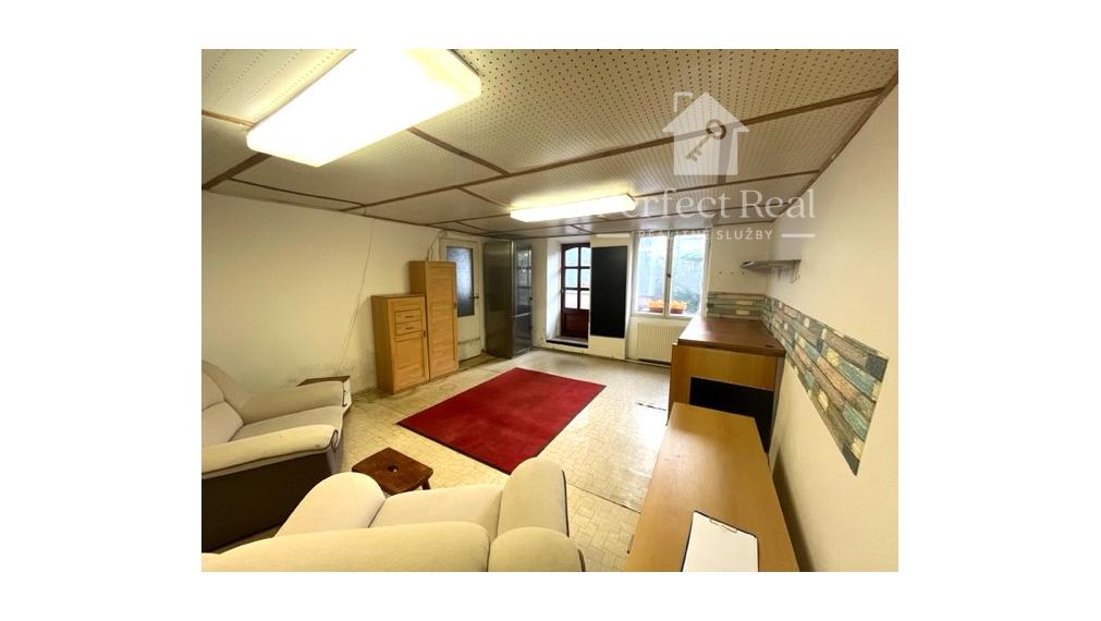 Na prenájom nebytovy priestor 20m2 na Kupeckého ulici v Pezinku.