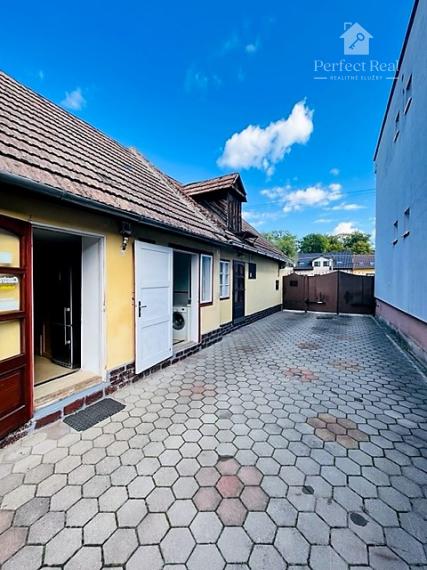 Na prenájom nebytovy priestor 20m2 na Kupeckého ulici v Pezinku.