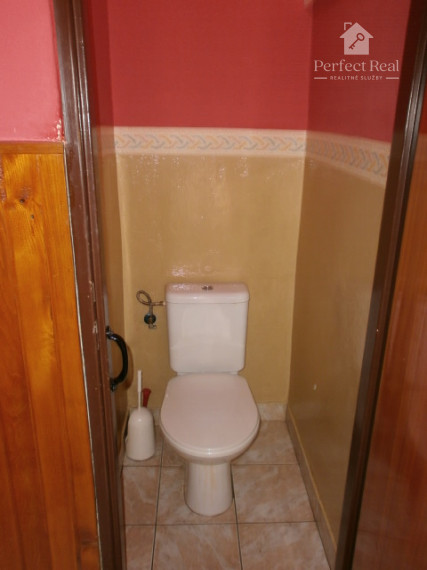 4 izbový rodinný dom v tichej uličke v obci Topoľníky