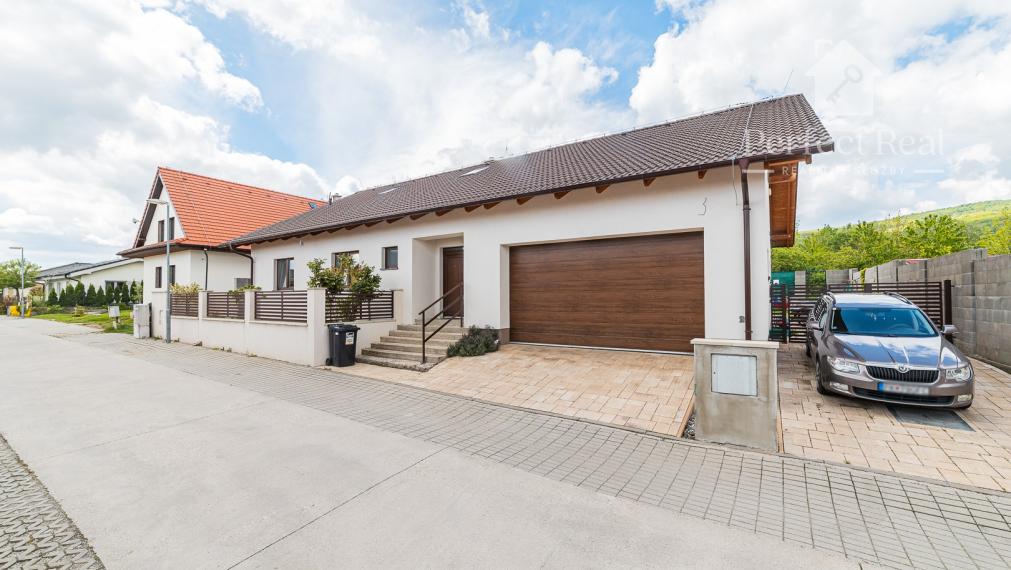 Na predaj 5. izbový rodinný dom na Dubovej pod Fugelkou.