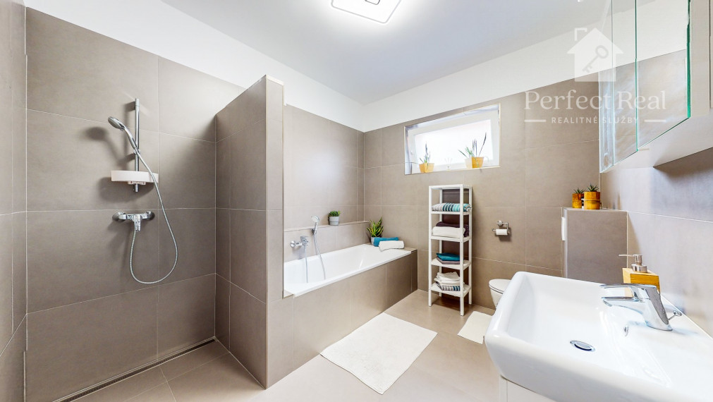 Na predaj 5. izbový rodinný dom na Dubovej pod Fugelkou.