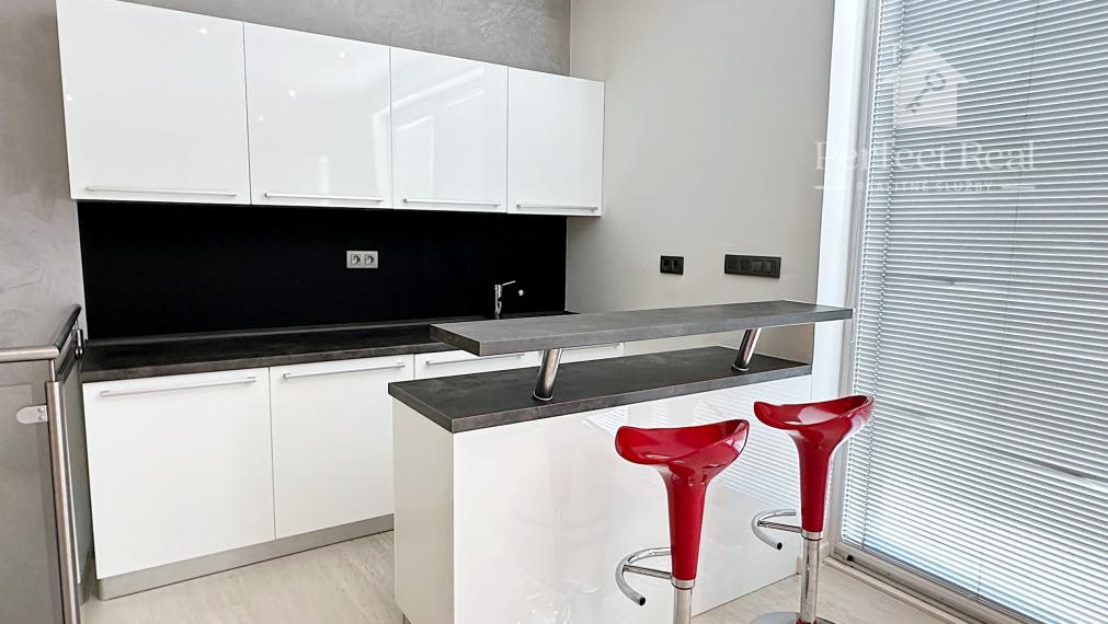 Luxusný priestranný  MEZONET s veľkou terasou REZERVOVANE!!!