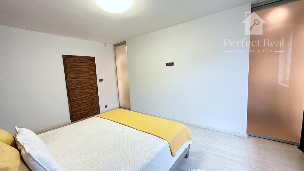 Luxusný priestranný  MEZONET s veľkou terasou REZERVOVANE!!!