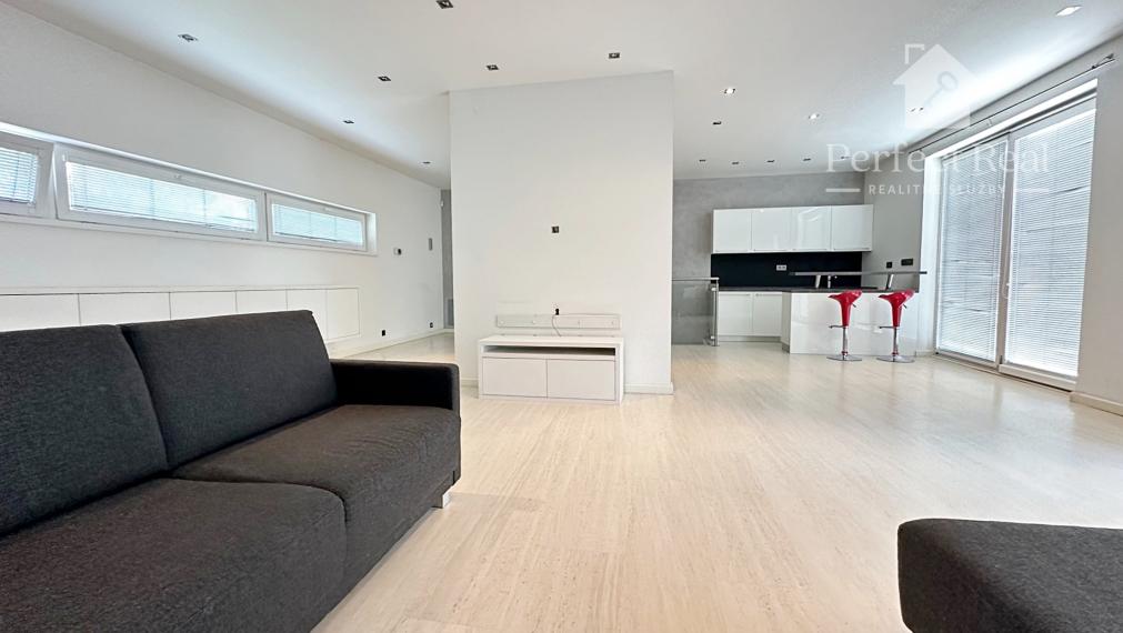 Luxusný priestranný  MEZONET s veľkou terasou REZERVOVANE!!!