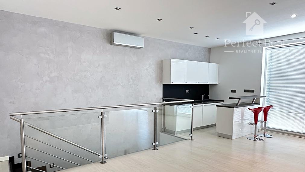 Luxusný priestranný  MEZONET s veľkou terasou REZERVOVANE!!!