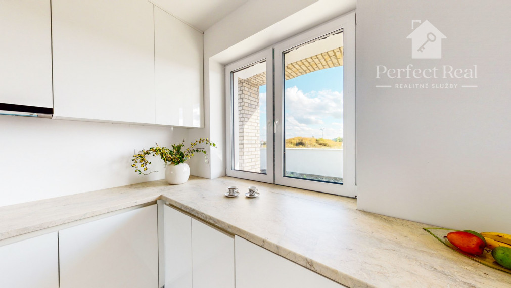 Na predaj 4. izb. bungalov v štandarde na pozemku 649m2 v Báči. PREDANÝ!!!