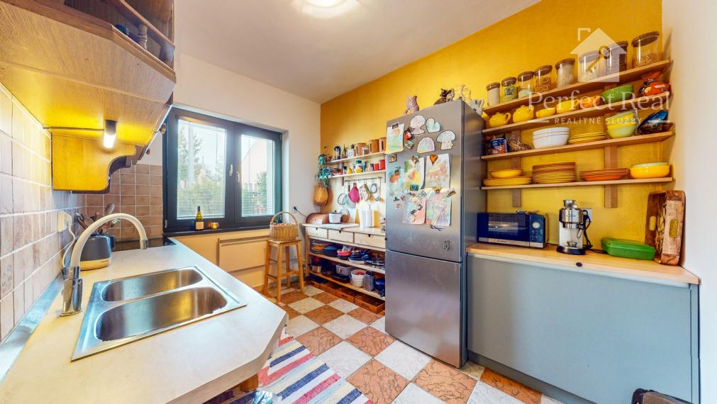 Na prenájom exkluzívny rodinný dom s výnimočnou záhradou v širšom centre Piešťan .