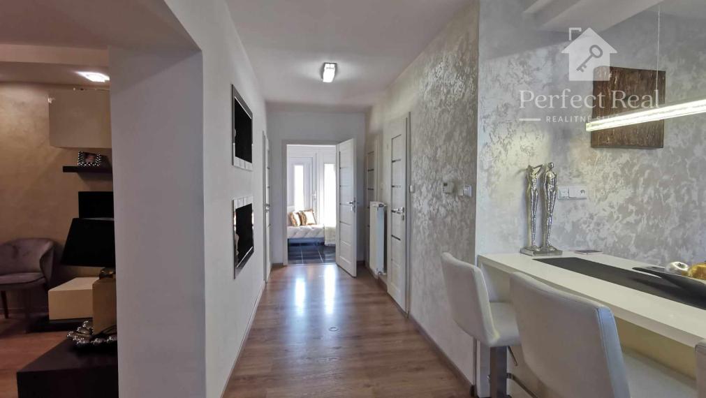 Krásny rodinný dom s nádhernou záhradou v Topoľníkoch