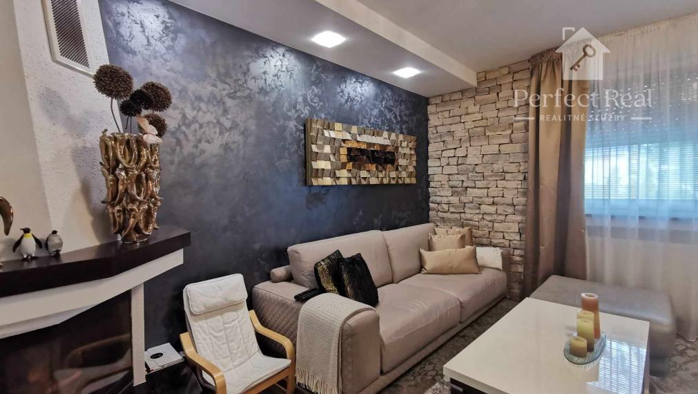 Krásny rodinný dom s nádhernou záhradou v Topoľníkoch