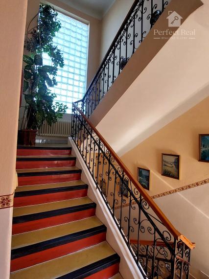 Rodinný dom s veľkým pozemkom vhodný aj na podnikanie