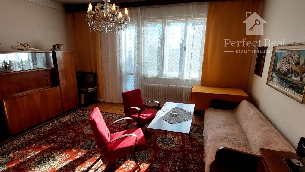 Rodinný dom s veľkým pozemkom vhodný aj na podnikanie