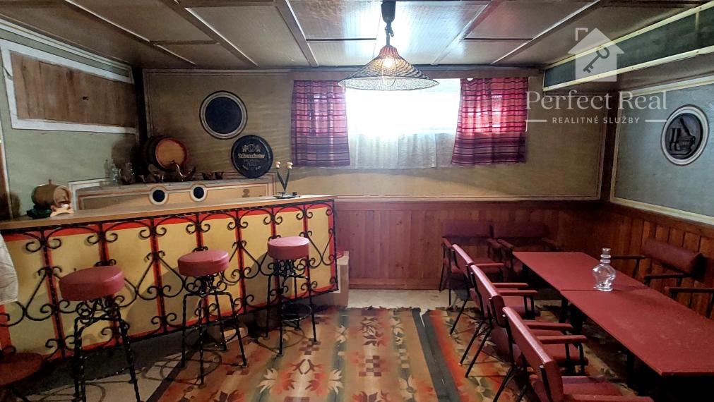 Rodinný dom s veľkým pozemkom vhodný aj na podnikanie