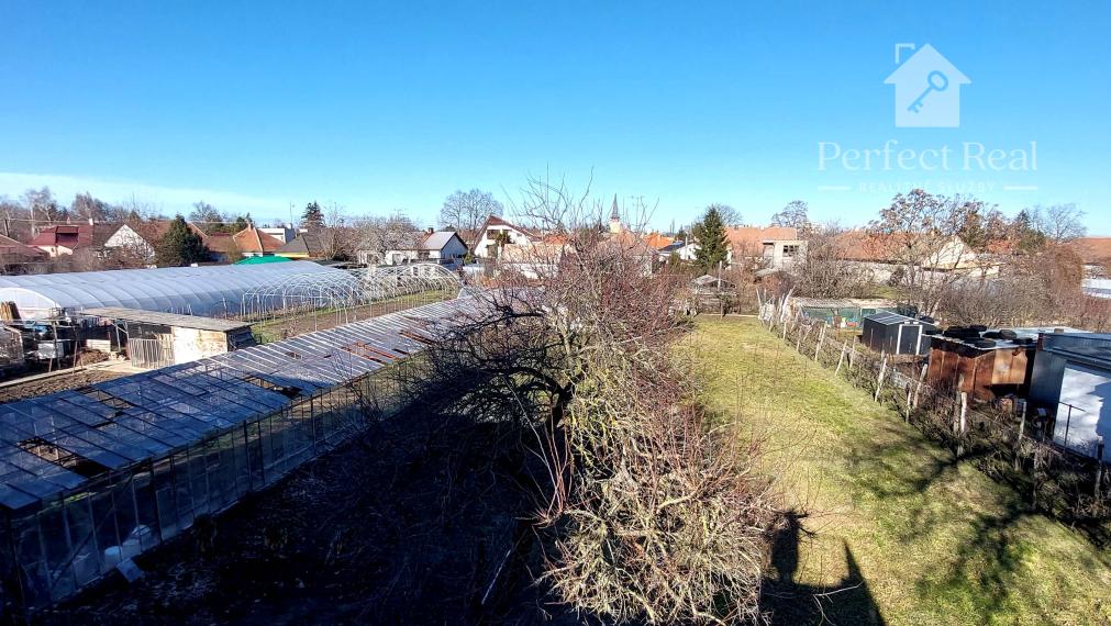 Rodinný dom s veľkým pozemkom vhodný aj na podnikanie