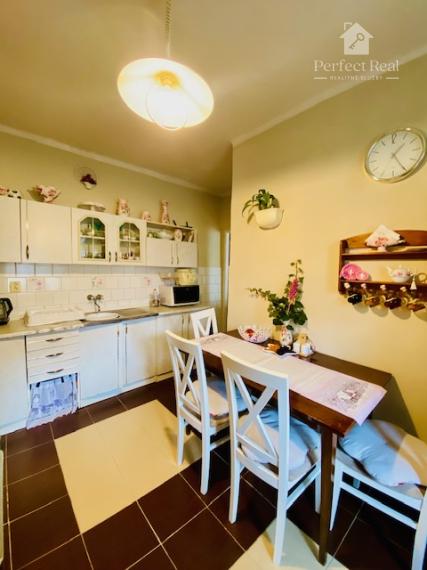 Rodinný dom vo vidieckom štýle s veľkým pozemkom na predaj