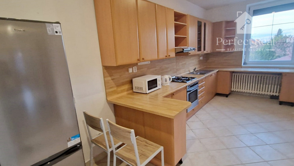 Byt v rodinnom dome TRNAVA - pre pracujúcich