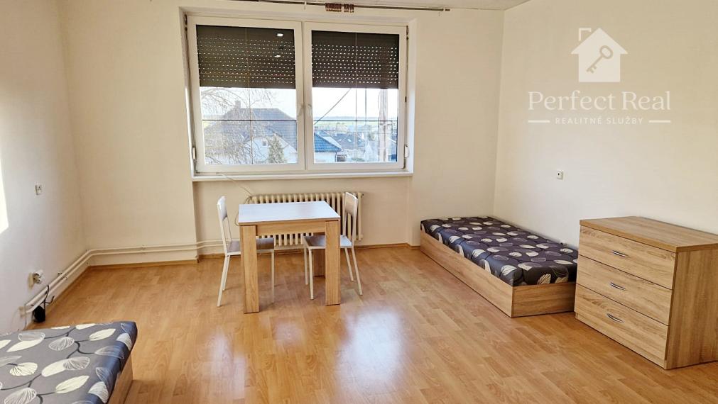 Byt v rodinnom dome TRNAVA - pre pracujúcich