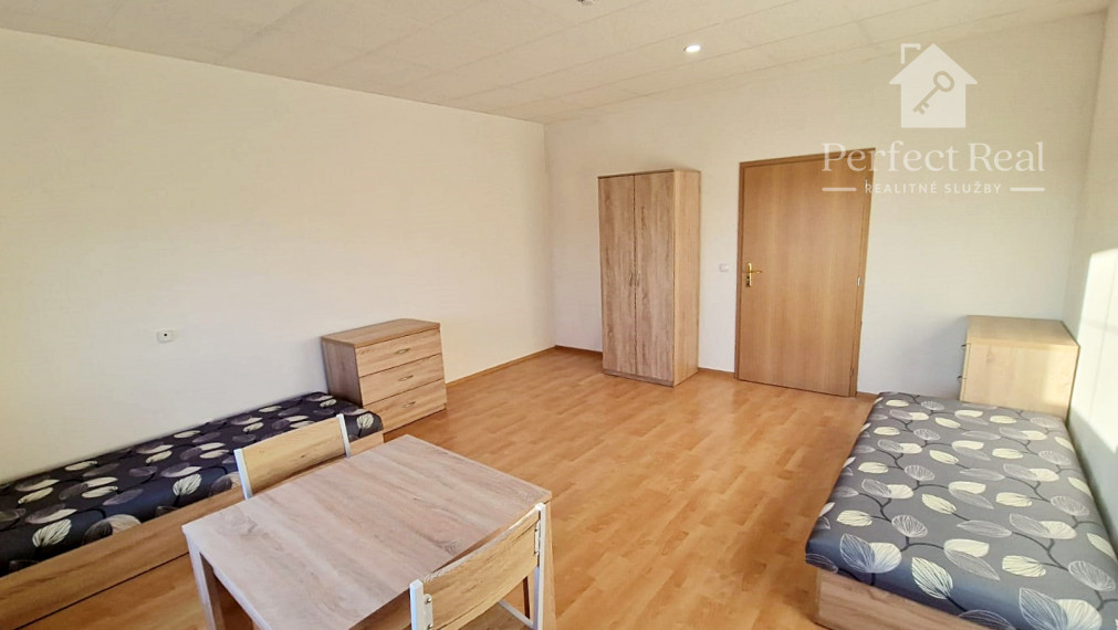 Byt v rodinnom dome TRNAVA - pre pracujúcich