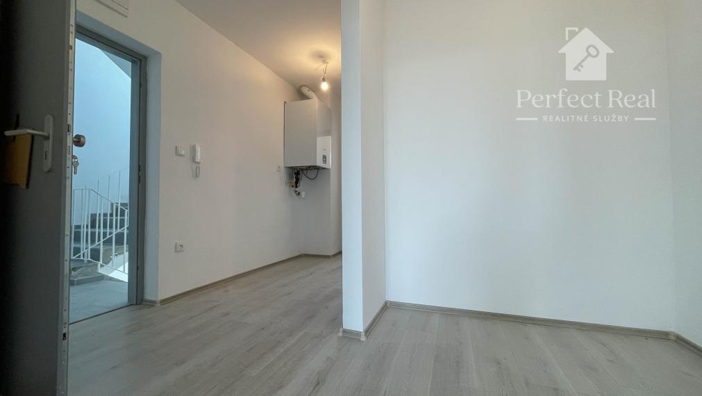 Krásne, veľkometrážne byty s parkovacím státím v dobrej lokalite v obci Zlaté Klasy- výmera 93m2