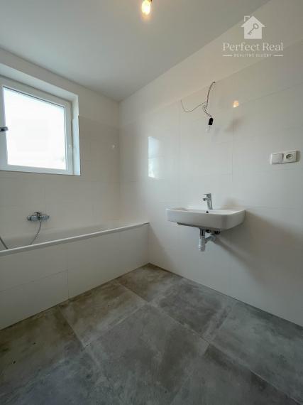 Krásne, veľkometrážne byty s parkovacím státím v dobrej lokalite v obci Zlaté Klasy- výmera 93m2