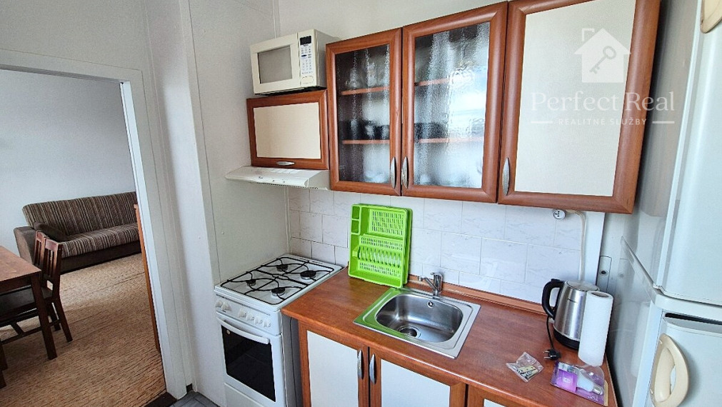 Predaj - 1izbový byt s balkónom Dúbravka