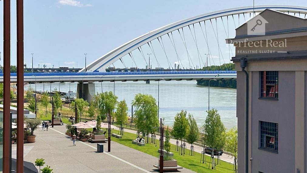 Eurovea Riverside - Prenájom s parkovaním PROVÍZIU NEPLATÍTE!!!