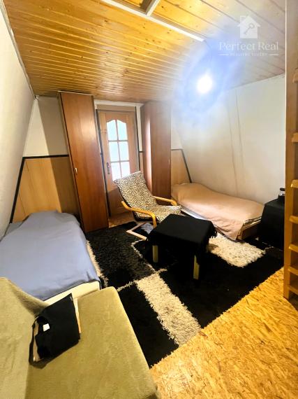 Výrazne znížená cena trojpodlažnej chaty so záhradou 458m2 na Ohňavách nad Modrou!!!