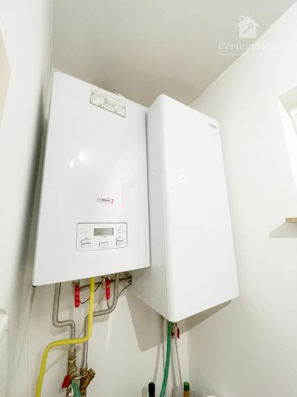 Útulný, 2 izbový tehlový rodinný dom v obci Zlaté Klasy-garáž