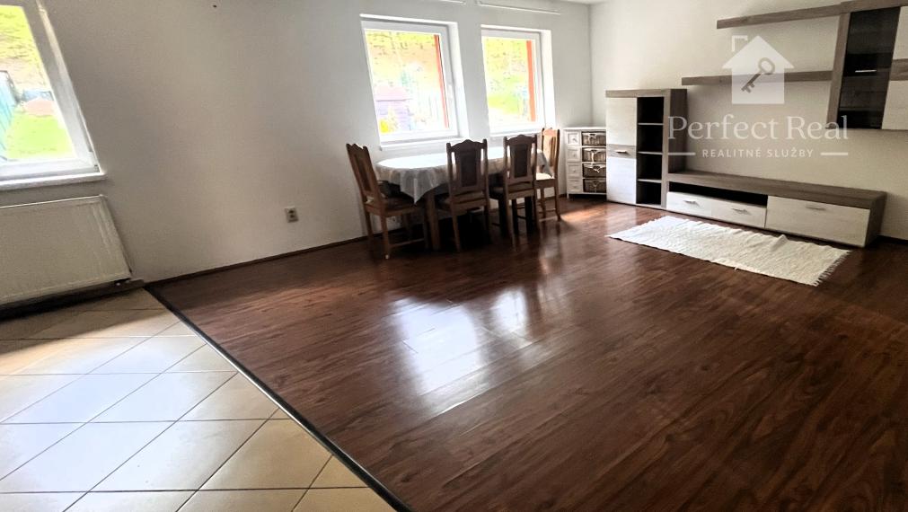 Na predaj 3. izbový byt 83,3m2 s balkónom v Kučišdorfskej doline v Pezinku, znížená cena !!!