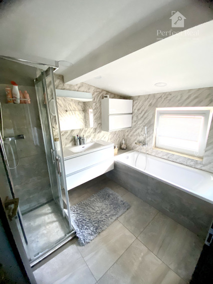 Jedinečná ponuka rodinného domu s veľkým pozemkom v Jahodnej