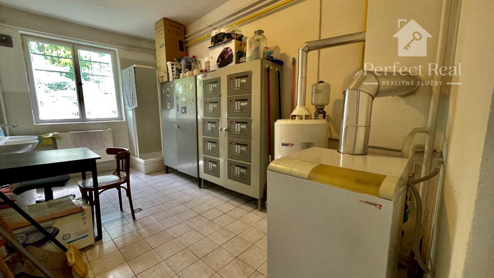 Podnikateľský objekt v blízkosti centra Komárna