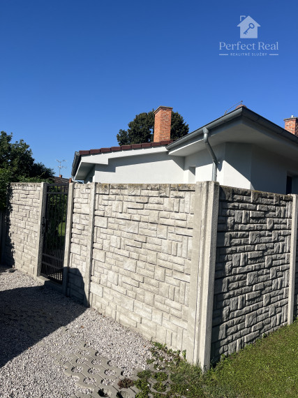 Exkluzívna ponuka - Krásny priestranný dom v obci Orechová Potôň