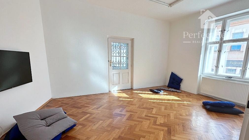 Pekný Priestranný staromestský 3,5izbový byt