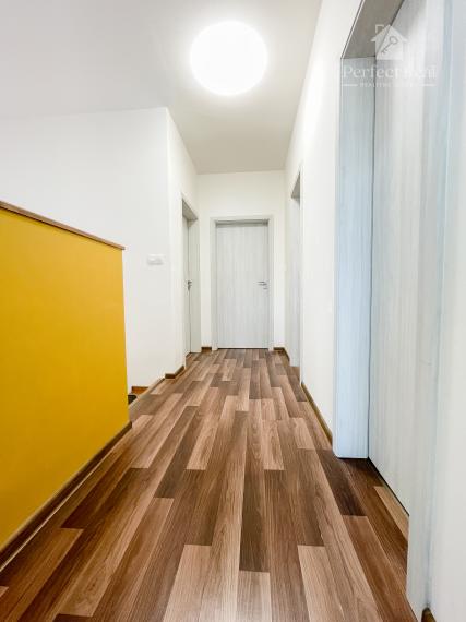 4 izbový mezonetový byt s malou záhradkou v obci Hviezdoslavov - 200m od vlakovej zastávky