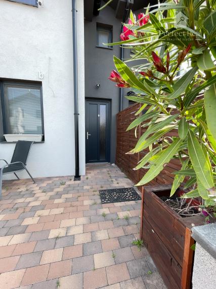 4 izbový mezonetový byt s malou záhradkou v obci Hviezdoslavov - 200m od vlakovej zastávky