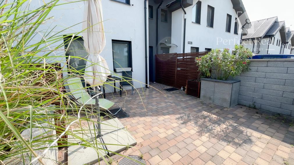 4 izbový mezonetový byt s malou záhradkou v obci Hviezdoslavov - 200m od vlakovej zastávky