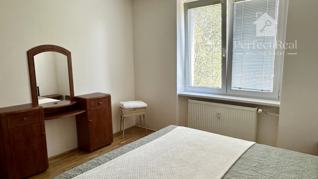 Na predaj priestranný 2 izbový byt Miletičova ul. Bratislava REZERVOVANE!!!