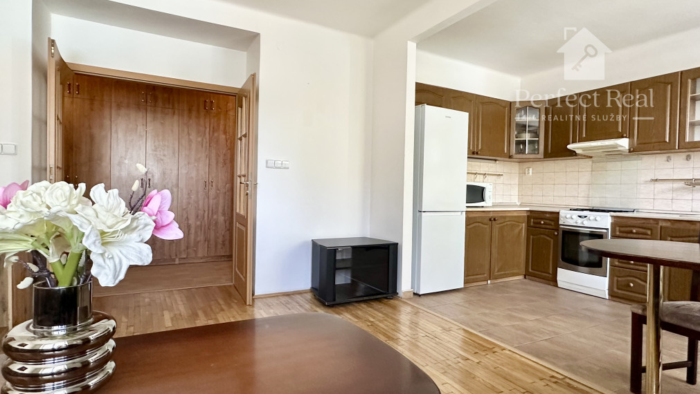 Na predaj priestranný 2 izbový byt Miletičova ul. Bratislava REZERVOVANE!!!